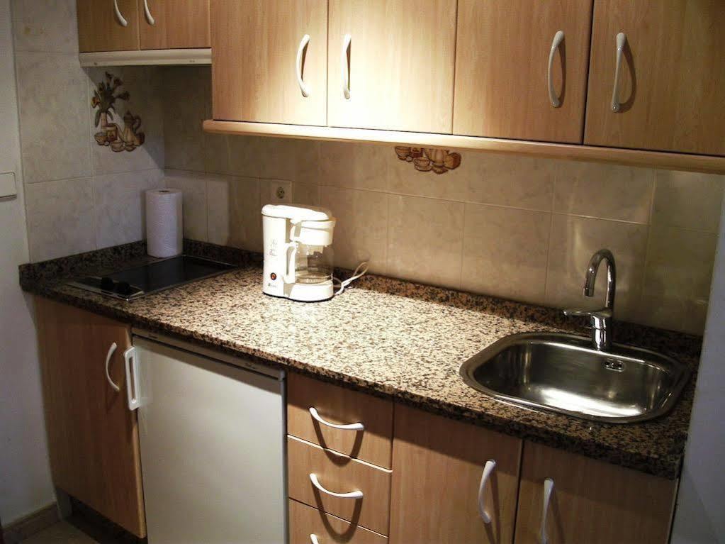 Vicenta Apartaments Torremolinos Eksteriør billede