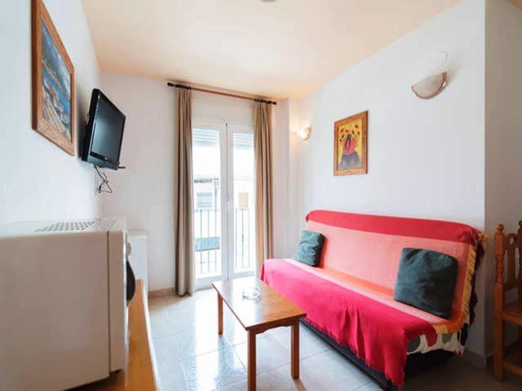Vicenta Apartaments Torremolinos Eksteriør billede